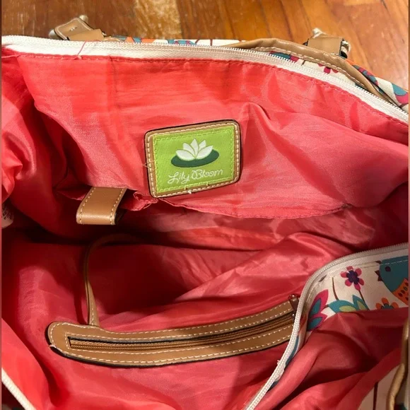 Lily Bloom Tweety Twig travel/tote bag - Picture 4 of 7
